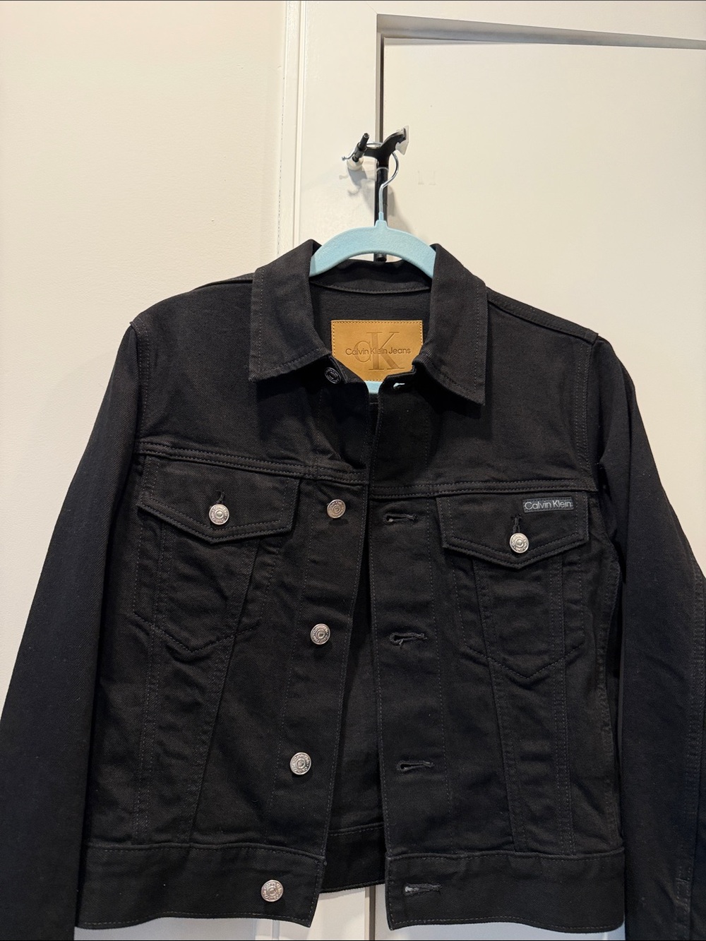 Calvin Klein Jeans Black Women’s Denim Jacket with Button Front